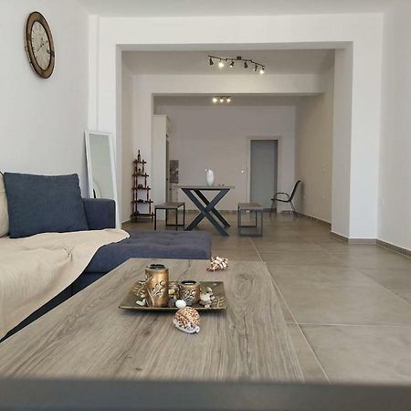 Papillon Villa Pera Gyalos Eksteriør billede